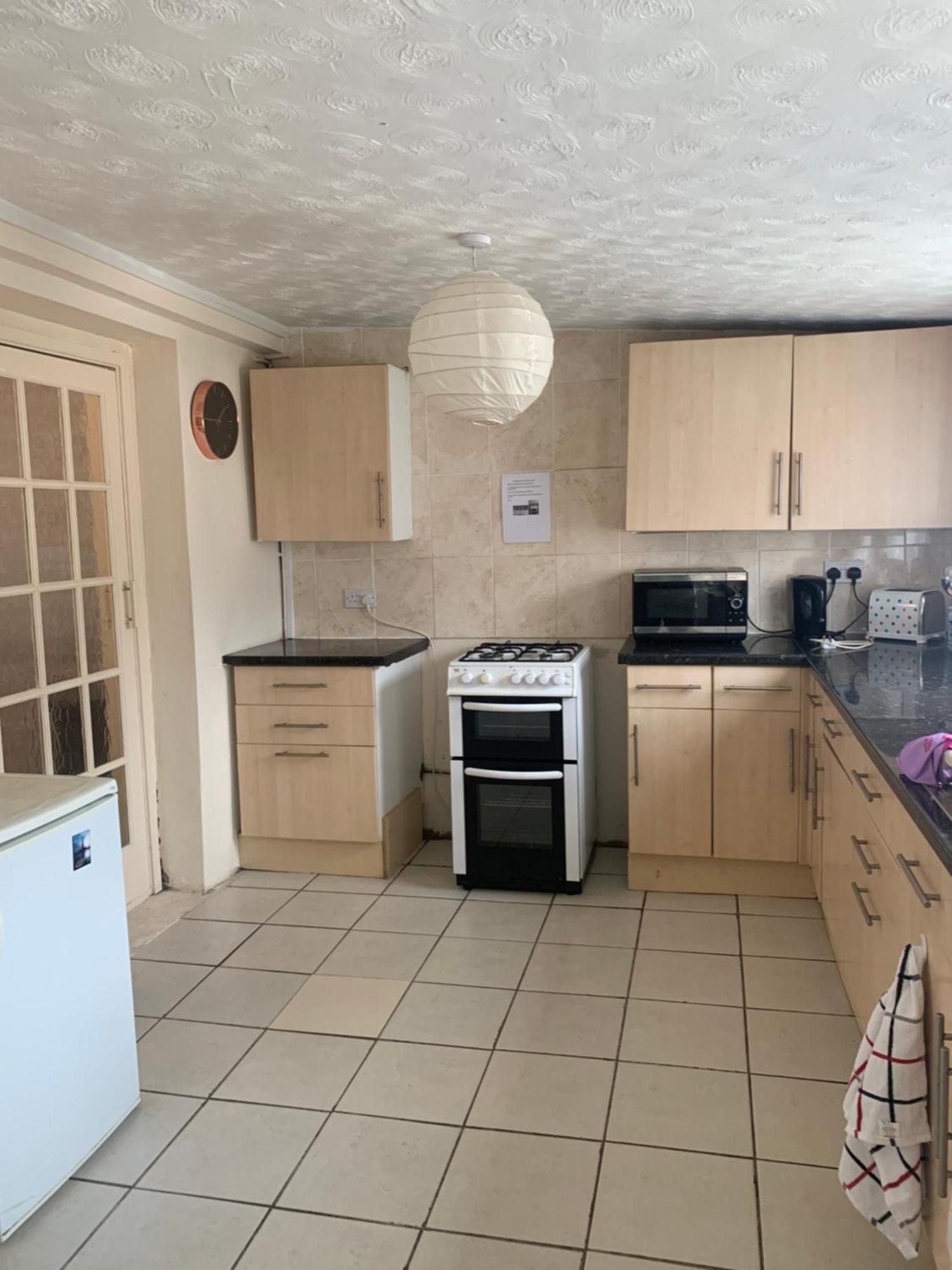 Room Only Guest Accommodation, Guest House Self Catering Bangor  Extérieur photo
