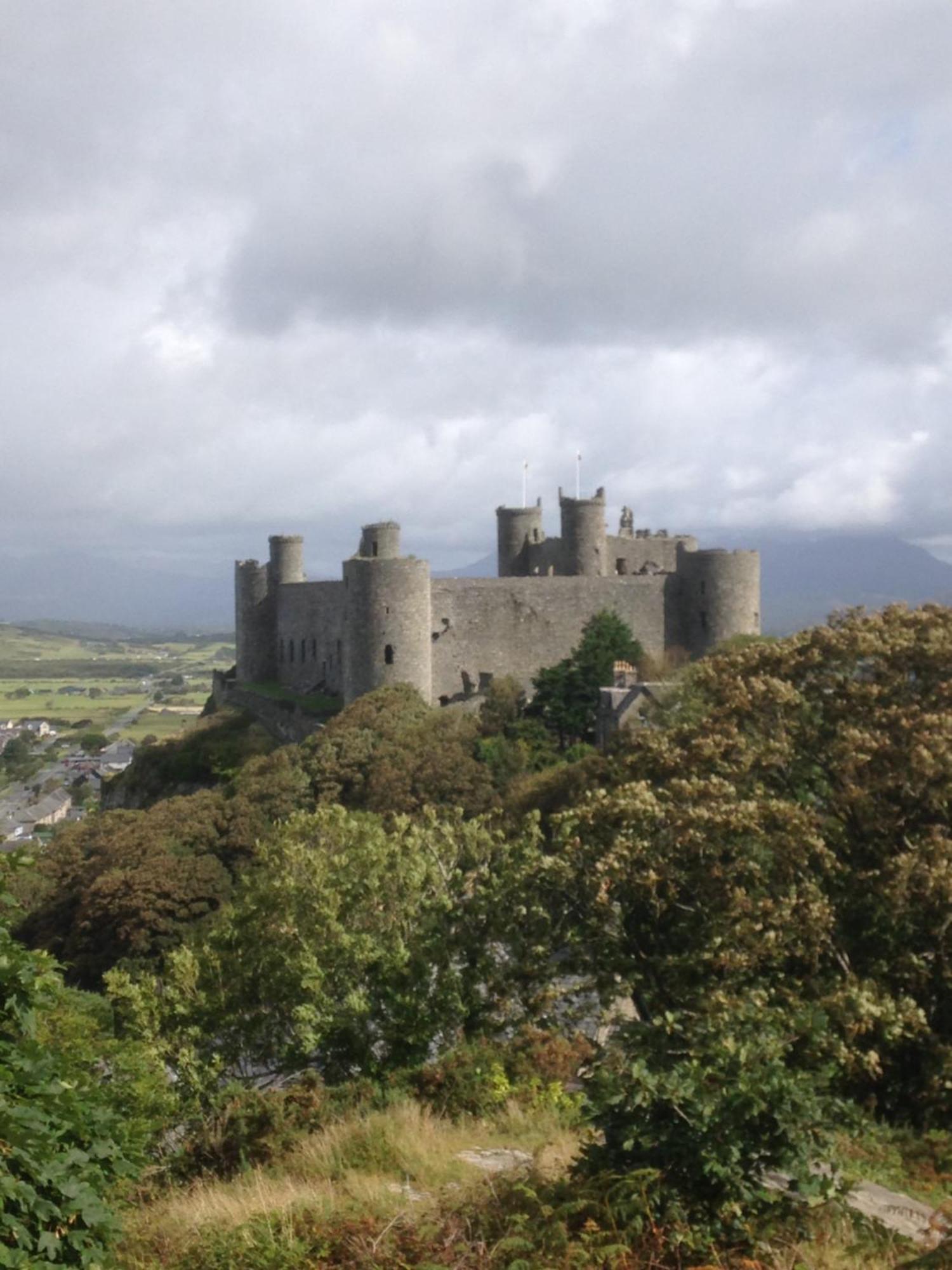 Room Only Guest Accommodation, Guest House Self Catering Bangor  Extérieur photo