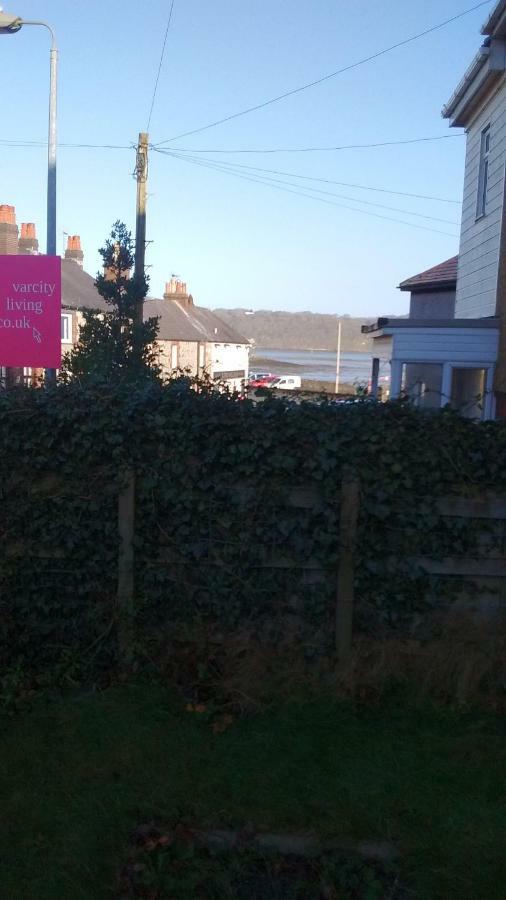 Room Only Guest Accommodation, Guest House Self Catering Bangor  Extérieur photo